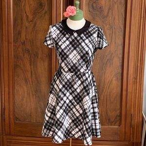 Hot Topic Black/White Plaid Peter Pan Collar Dress